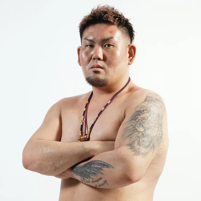 実方 宏介